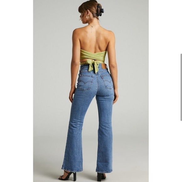 LEVI’S ~ 70s High Flare Women’s Blue Medium Wash Jeans Size 29 - Picture 3 of 13